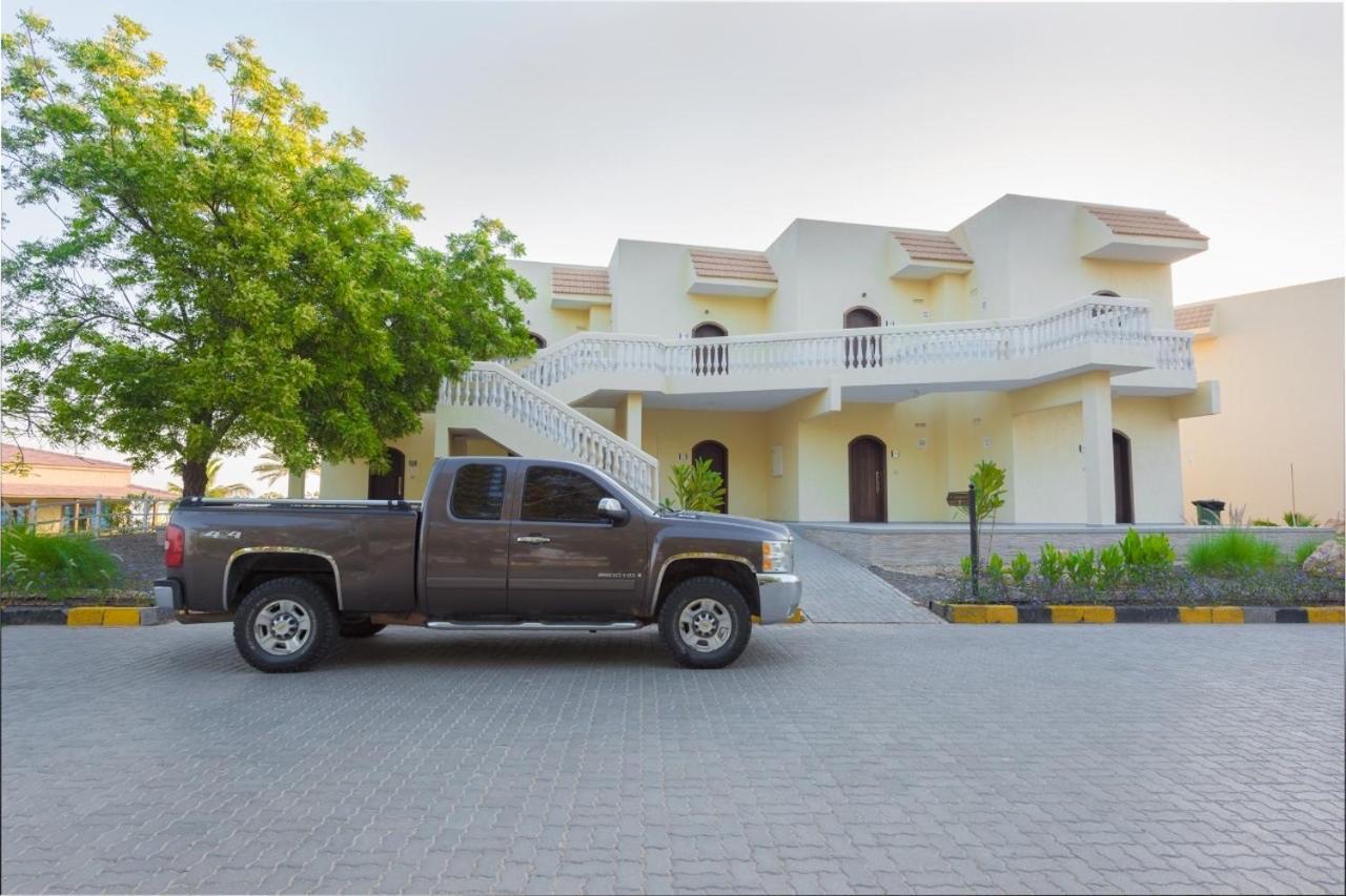 Barracuda Resort Umm al-Quwain Exteriör bild