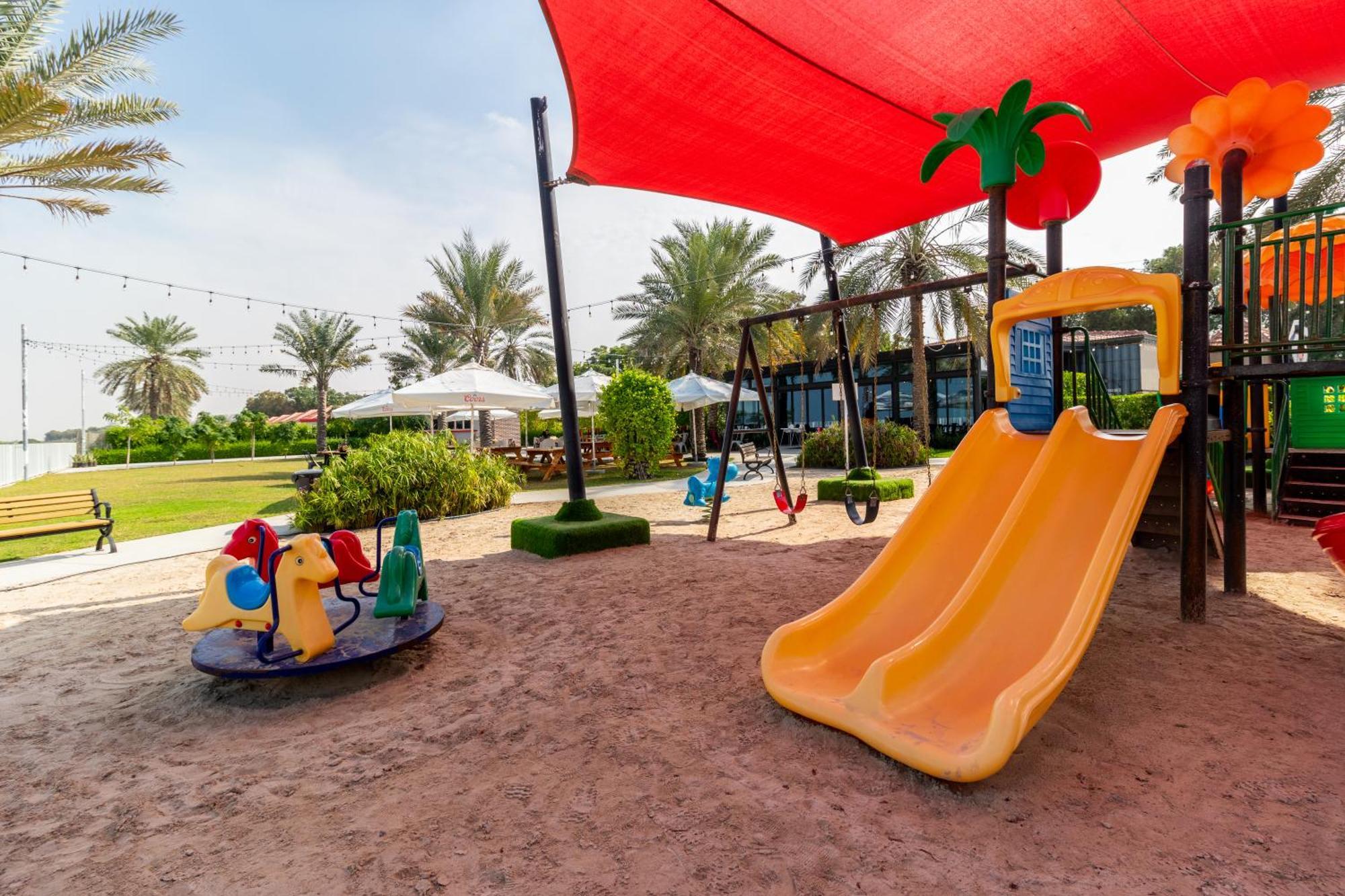 Barracuda Resort Umm al-Quwain Exteriör bild